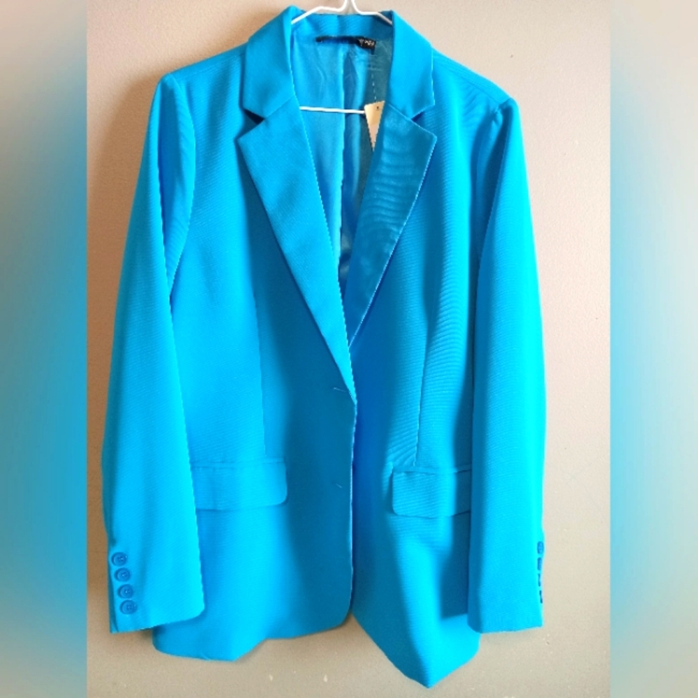 Beautiful woman blazer.